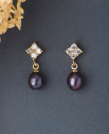 Delicate Stone Studded Earring - Chandrani Pearls