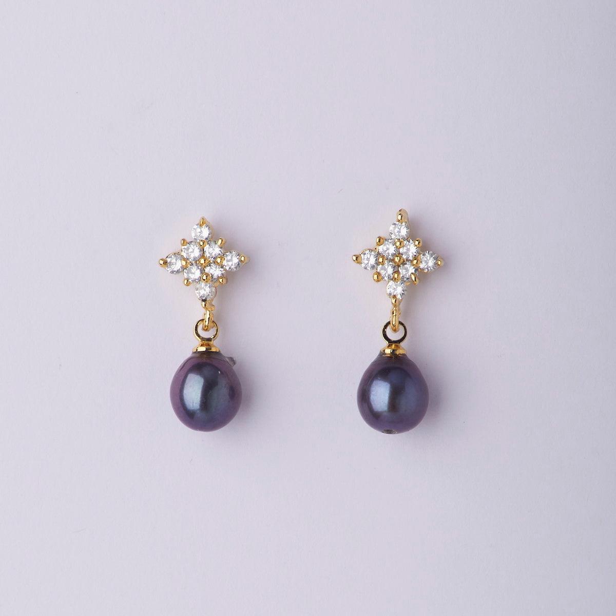 Delicate Stone Studded Earring - Chandrani Pearls