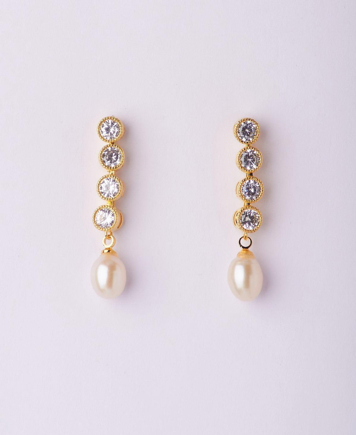 Delicate Stone Studded Pearl Earring - Chandrani Pearls