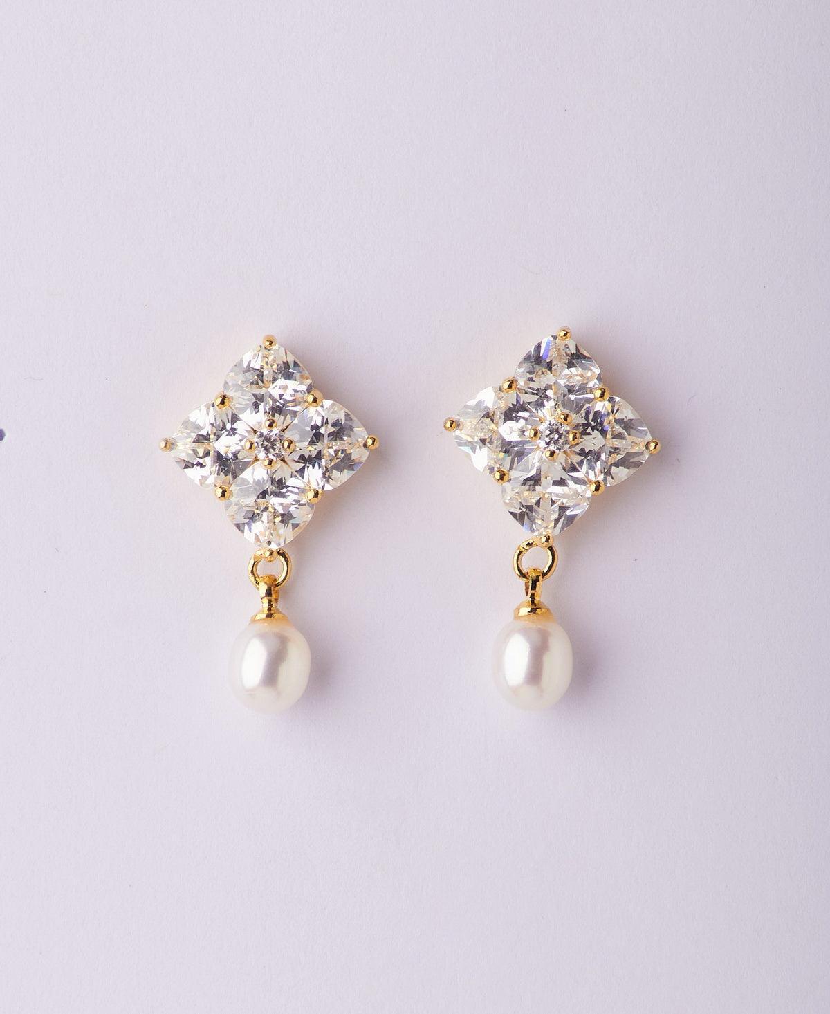 Delicate Stone Studded Pearl Earring - Chandrani Pearls