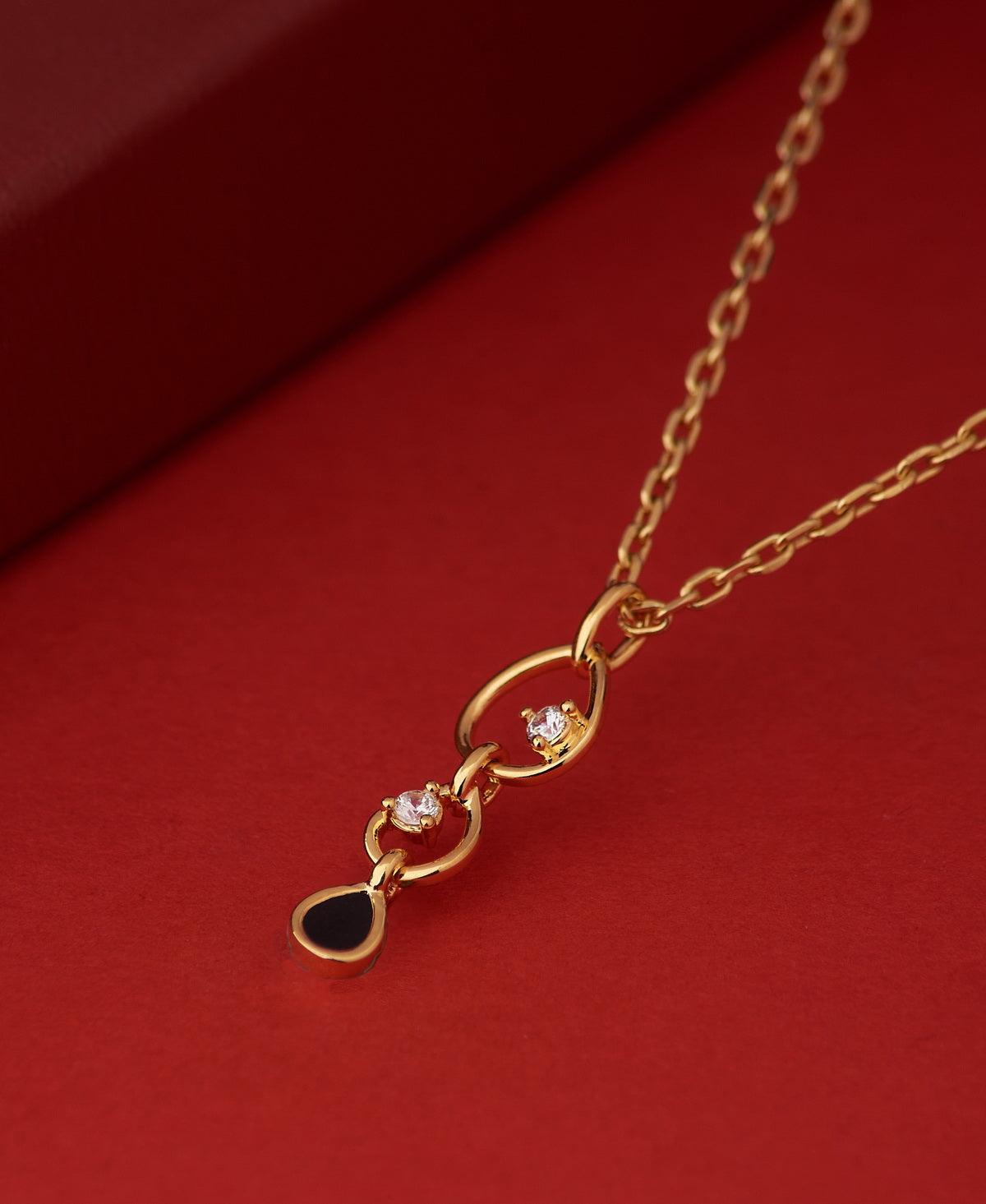 Elegant 18Kt Gold Pendant - Chandrani Pearls