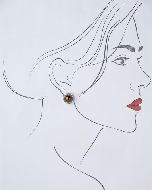 Elegant Black Stud Pearl Earring - Chandrani Pearls