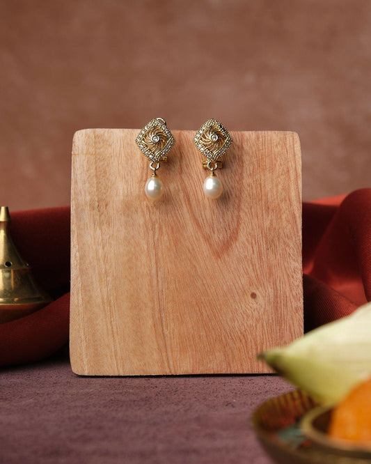 Elegant Pearl Earring - Chandrani Pearls