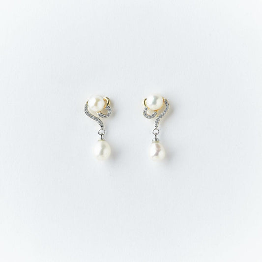 Elegant Pearl Hanging Earring - Chandrani Pearls