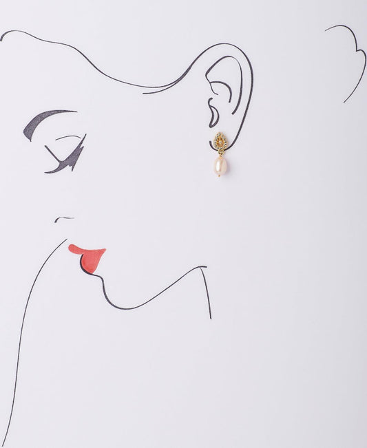 Elegant Pearl Hanging Earring - Chandrani Pearls