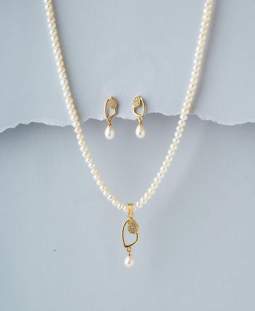 Elegant Pearl Necklace Set - Chandrani Pearls