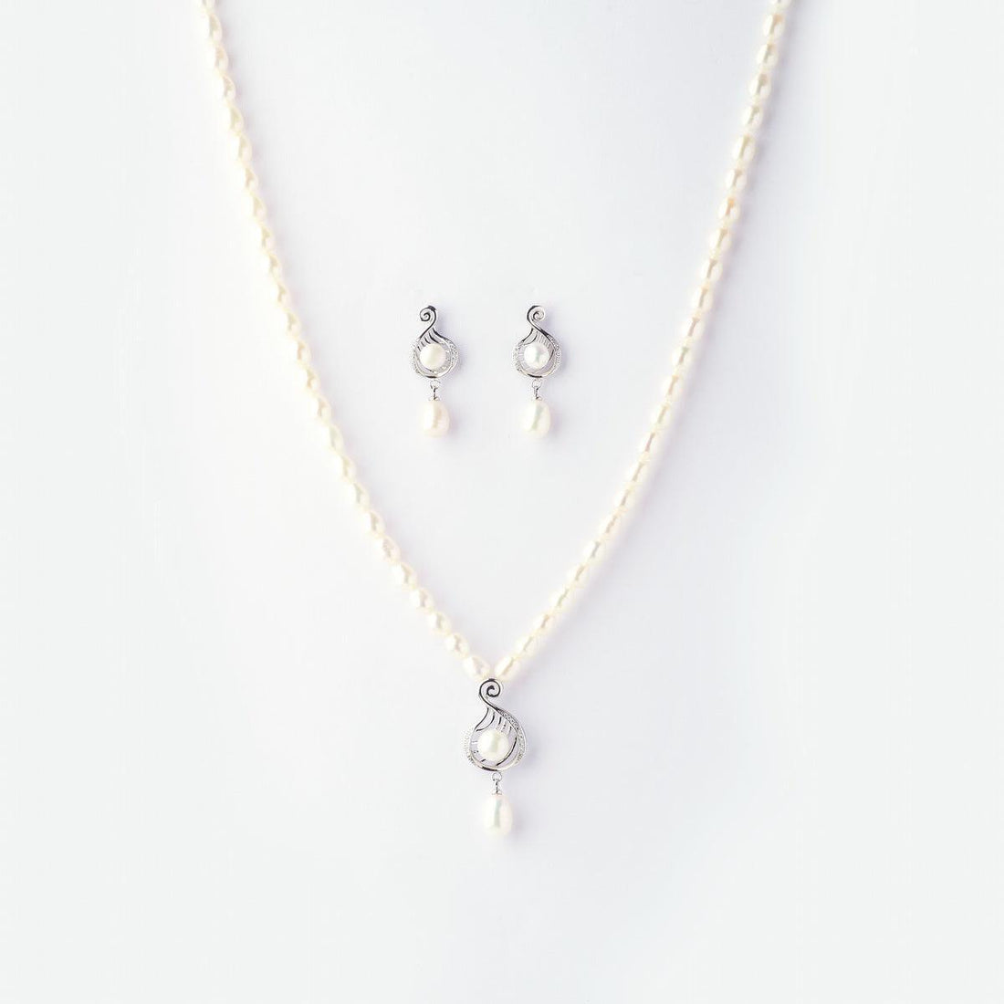 Elegant Real Pearl Necklace Set - Chandrani Pearls