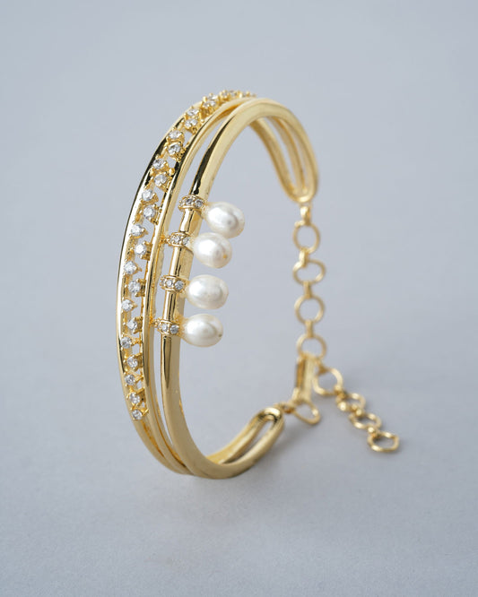 Evita Stone Studded Beautiful Bracelet - Chandrani Pearls