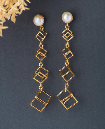 Fashionable Pearl Hanging Earring - Chandrani Pearls