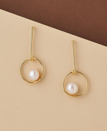 Fashionable Pearl Hanging Earring - Chandrani Pearls