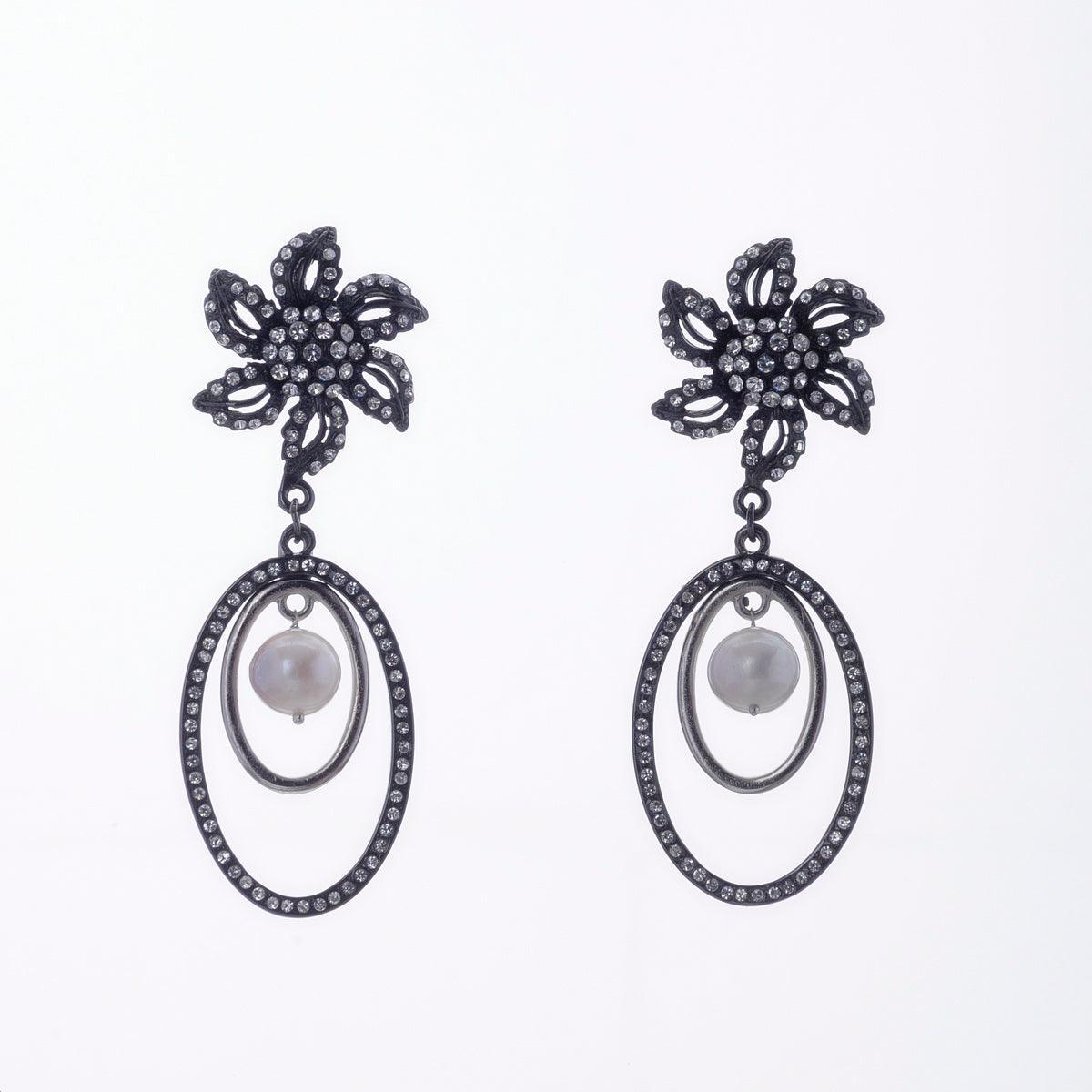 Fashionable Pearl Hanging Earrings - Chandrani Pearls