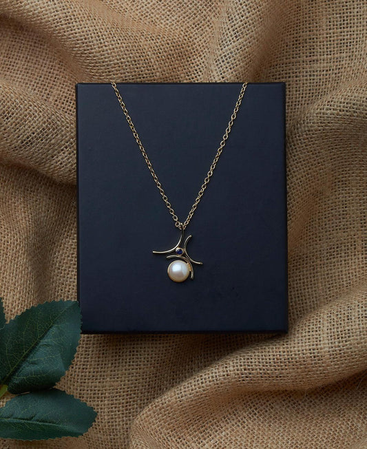 Fashionable Stone Studded Pearl Pendant - Chandrani Pearls