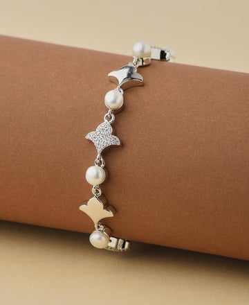 Fashionable Stone Studded Real Pearl Bracelet - Chandrani Pearls