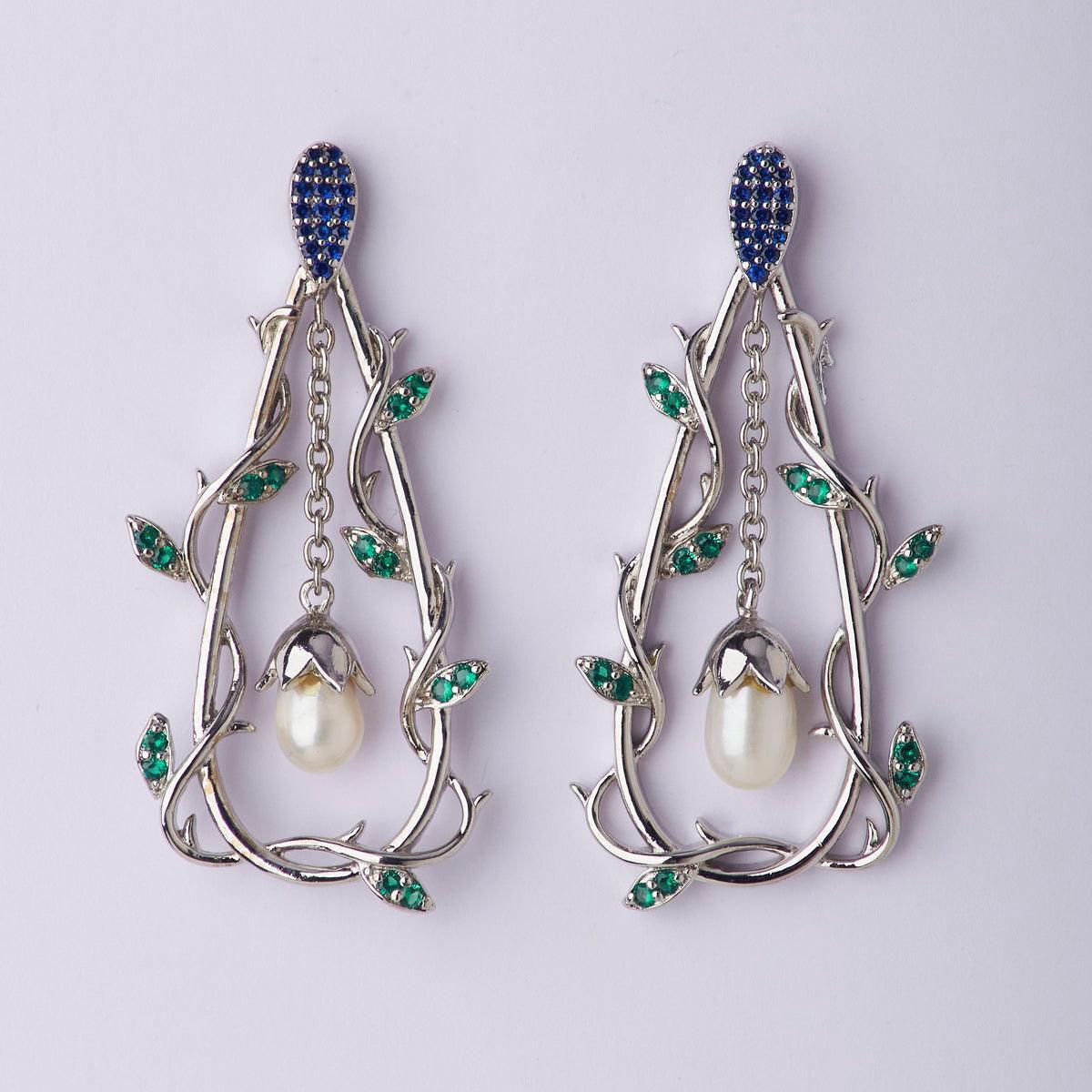 Fasionable Rhodium hanging Earring - Chandrani Pearls