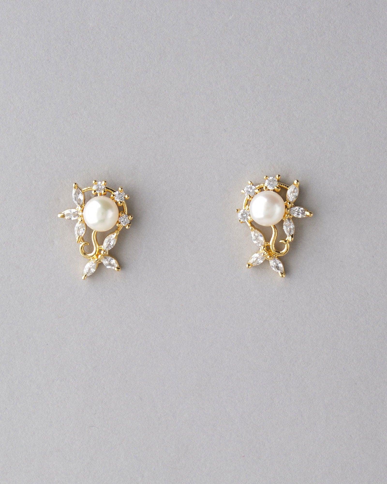 Floral Pearl & Stone Stud Earring - Chandrani Pearls