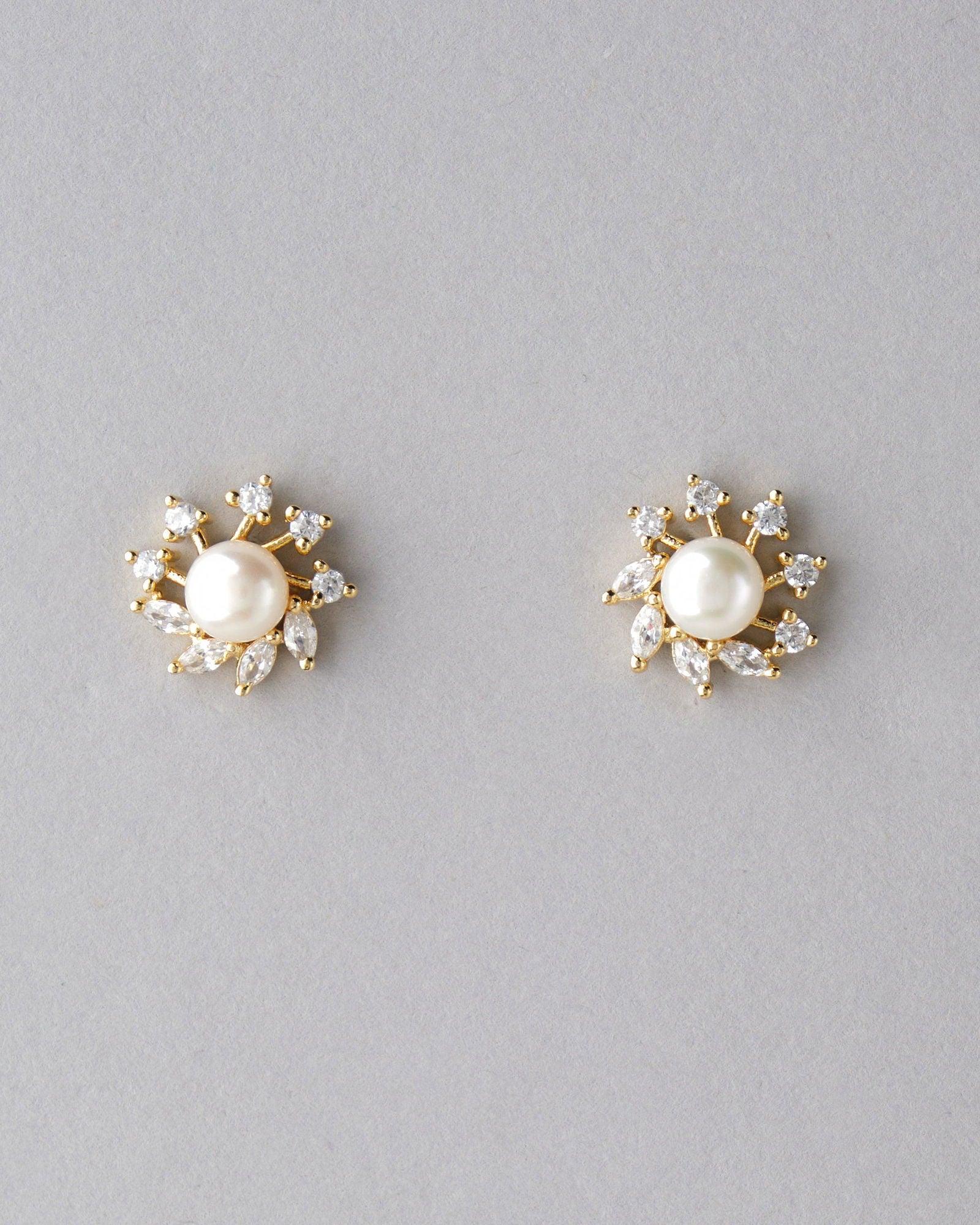 Floral Pearl & Stone Stud Earring - Chandrani Pearls