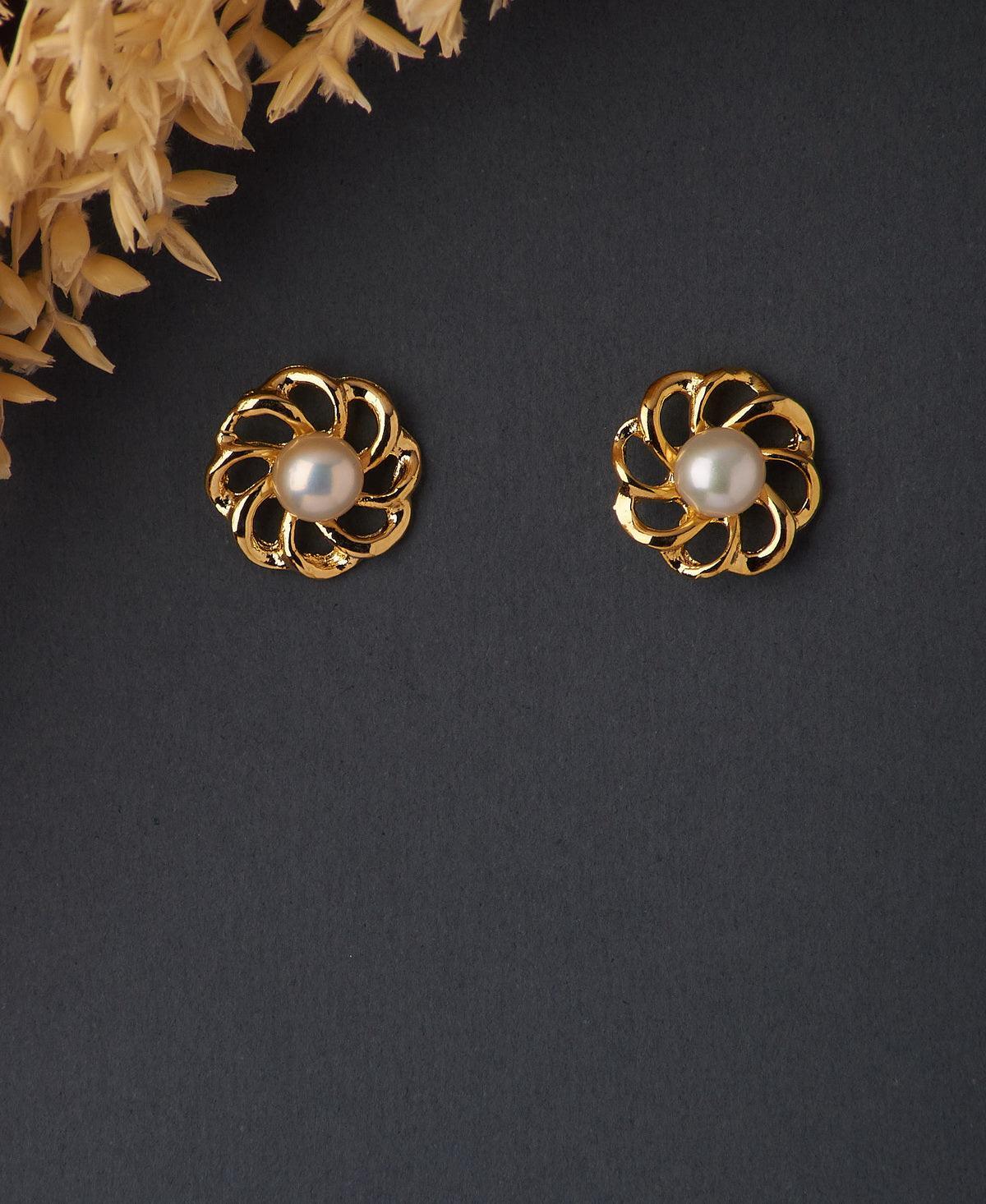 Floral Pearl Stud Earring - Chandrani Pearls