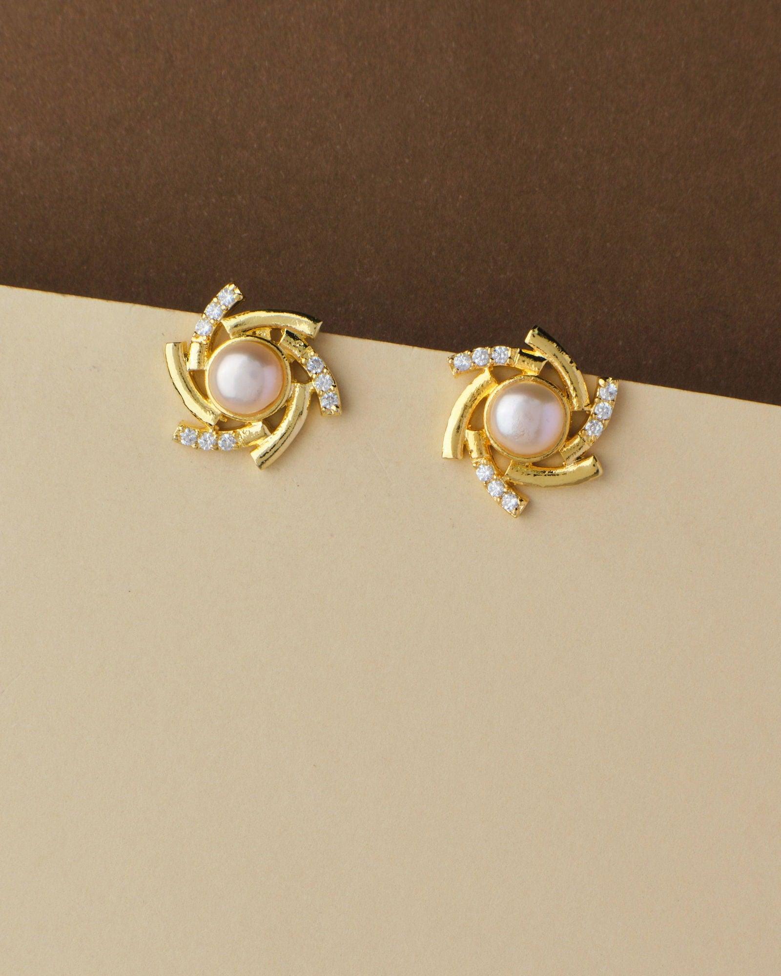 Floral Pearl Stud Earring - Chandrani Pearls