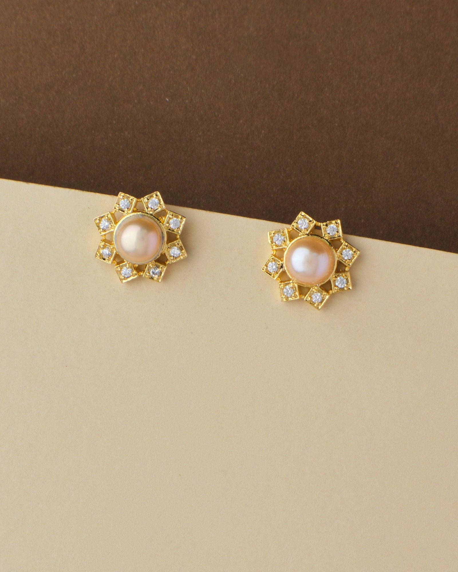 Floral Pearl Stud Earring - Chandrani Pearls
