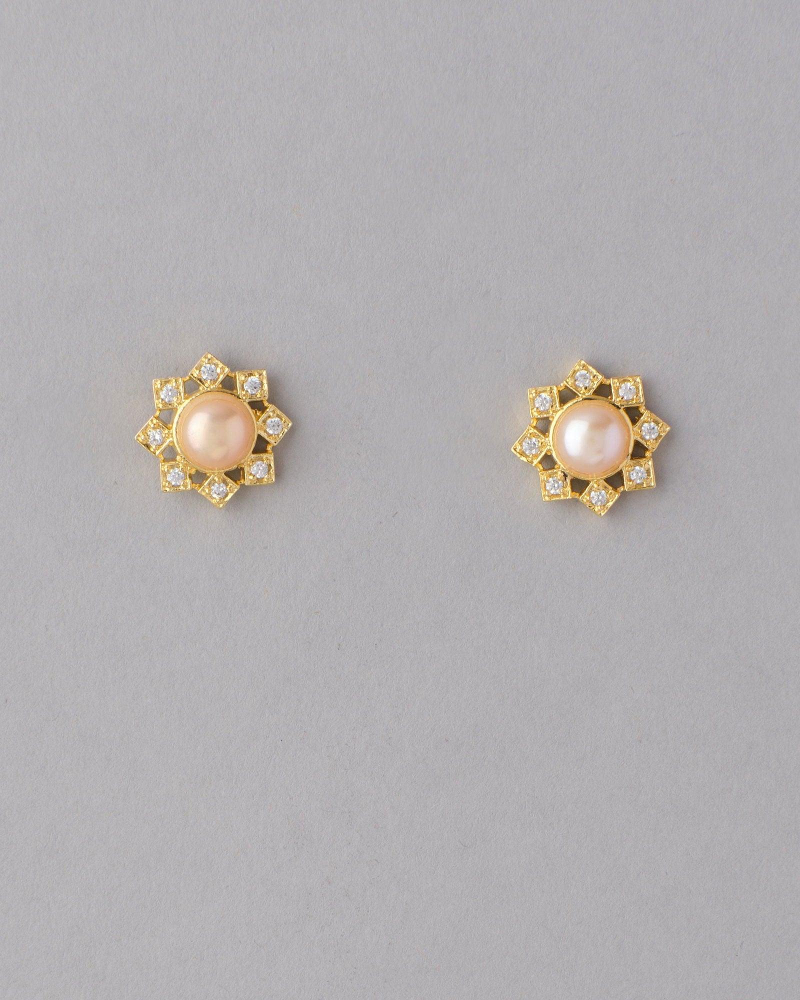Floral Pearl Stud Earring - Chandrani Pearls