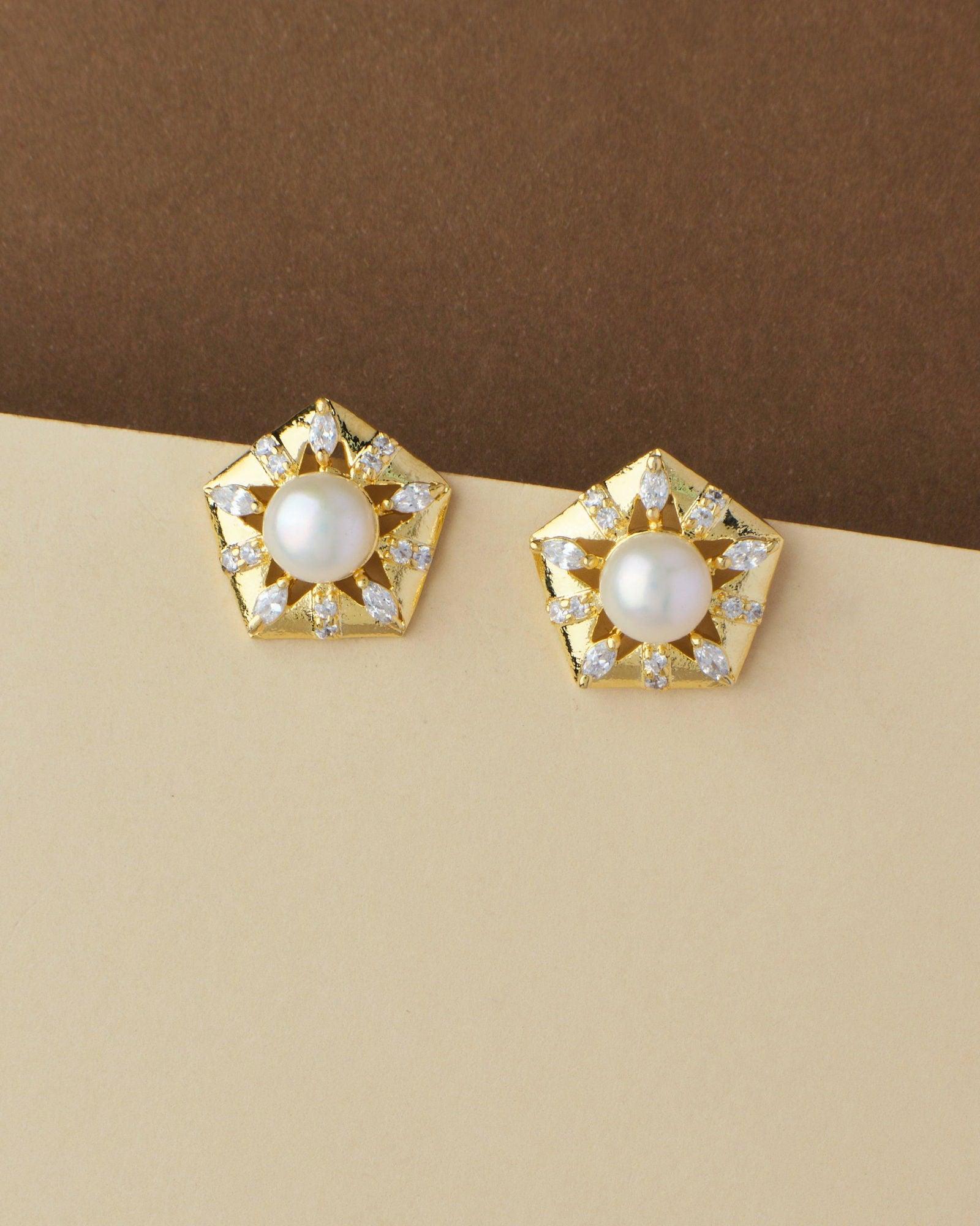 Floral Pearl Stud Earring - Chandrani Pearls