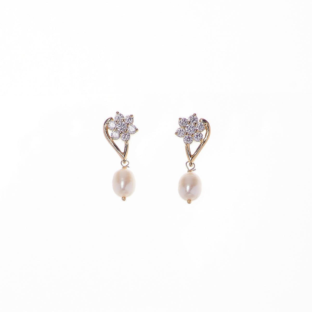 Floral Pearl hanging Earring - Chandrani Pearls