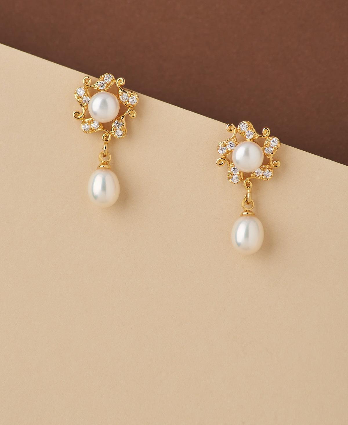 Floral Stone Studded Pearl Earring - Chandrani Pearls