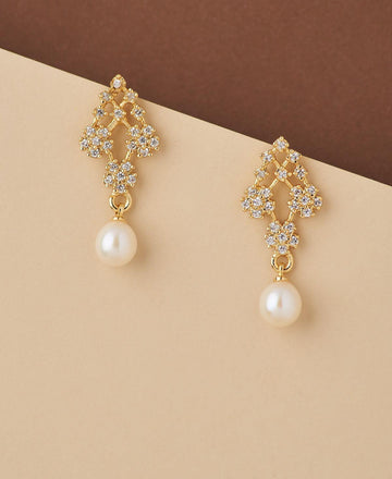 Floral Stone Studded Pearl Earring - Chandrani Pearls