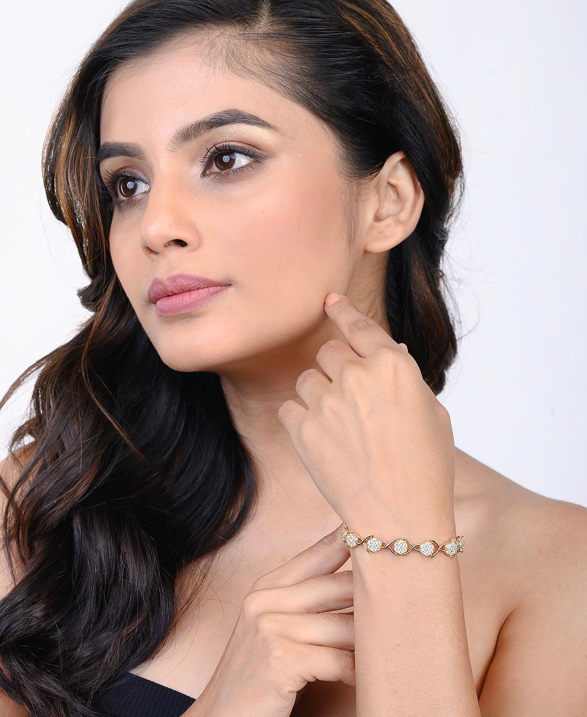 Floral Stone Studded Silver Bracelet. - Chandrani Pearls
