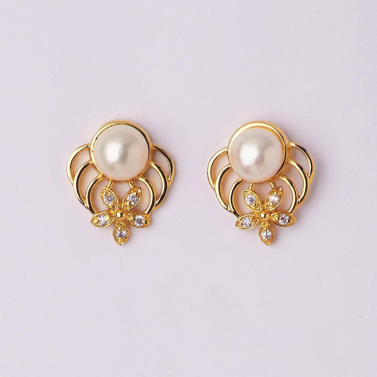 Floral Stud Pearl Earring - Chandrani Pearls