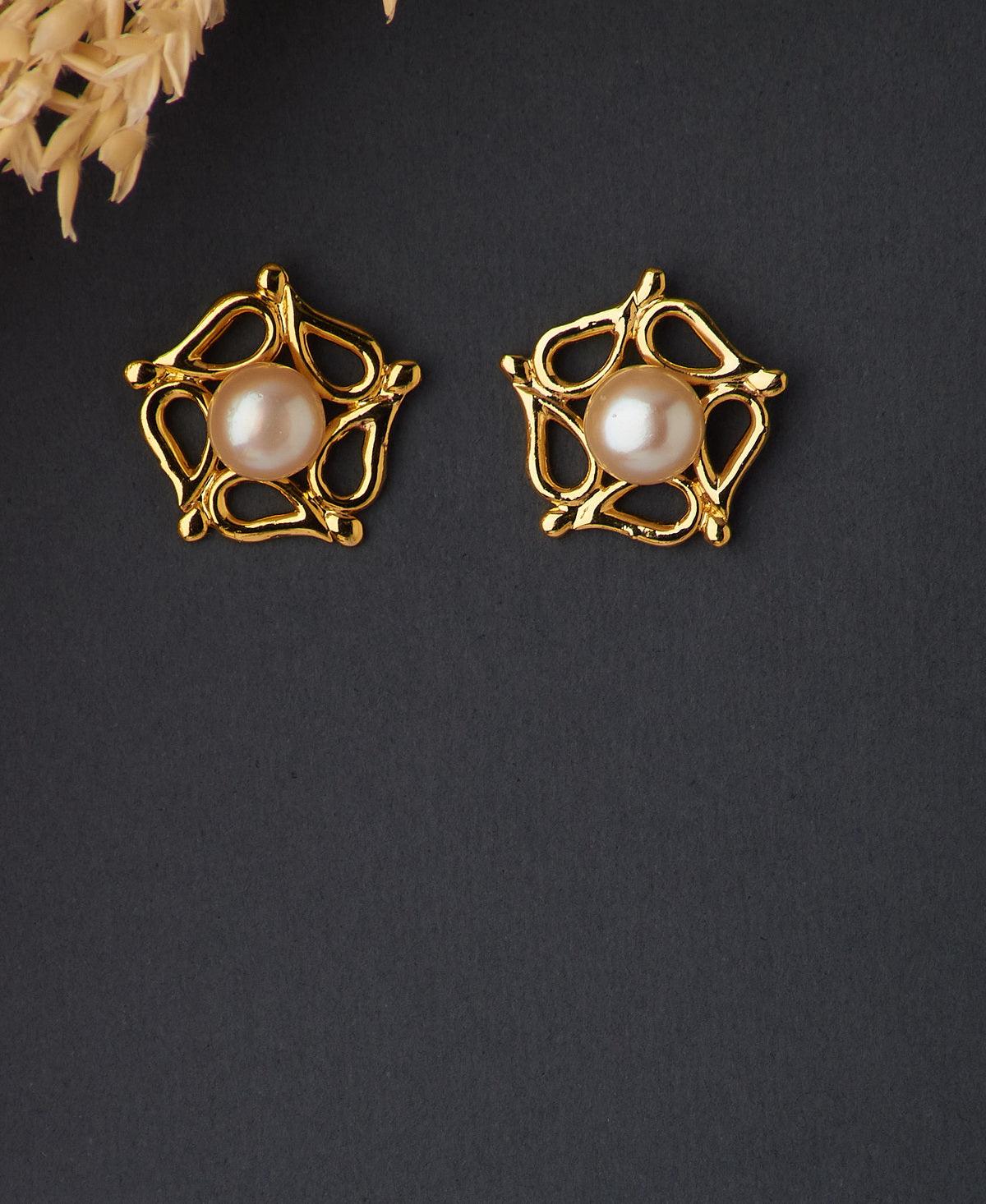 Flory Pearl Stud Earring - Chandrani Pearls