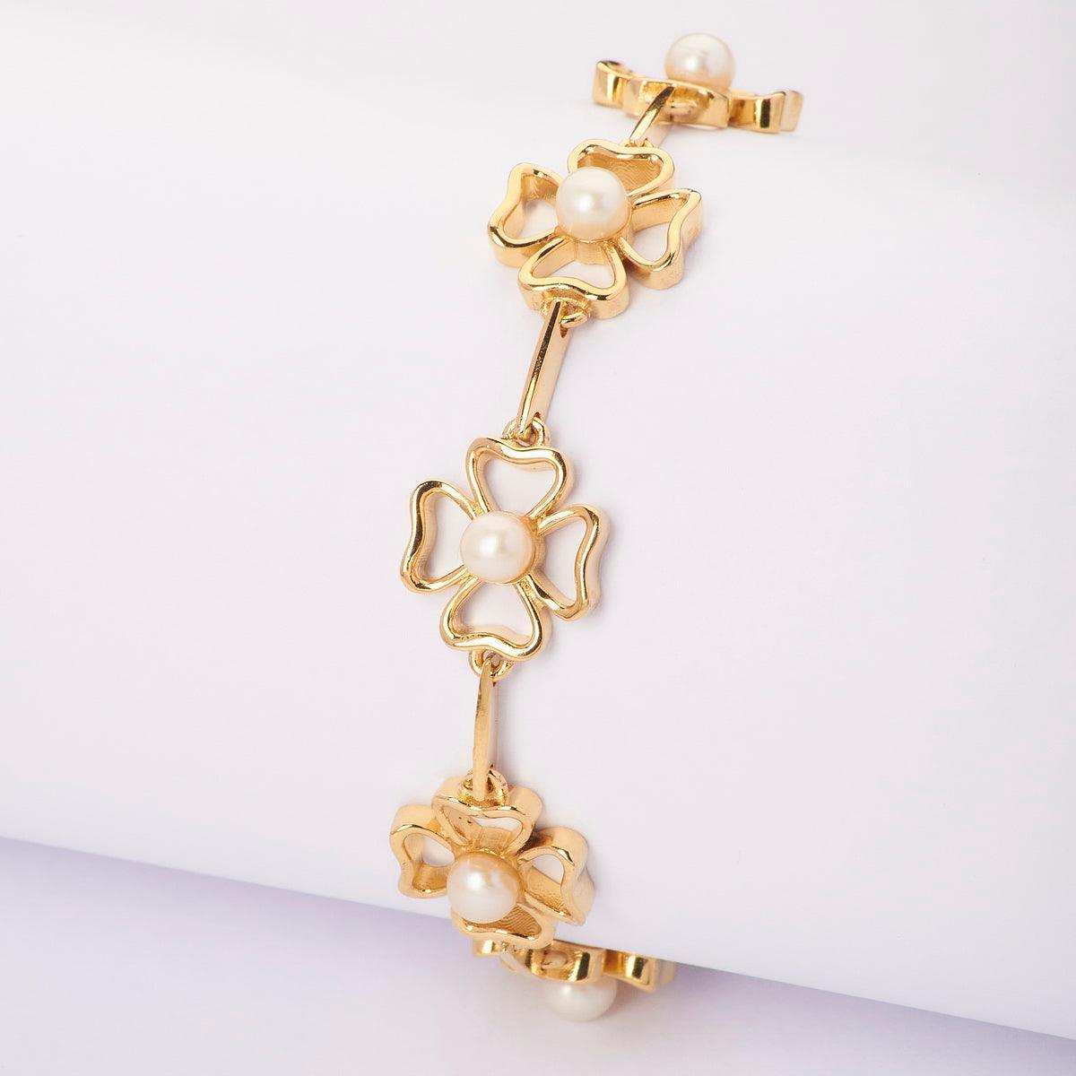 Flower Real Pearl Bracelet - Chandrani Pearls