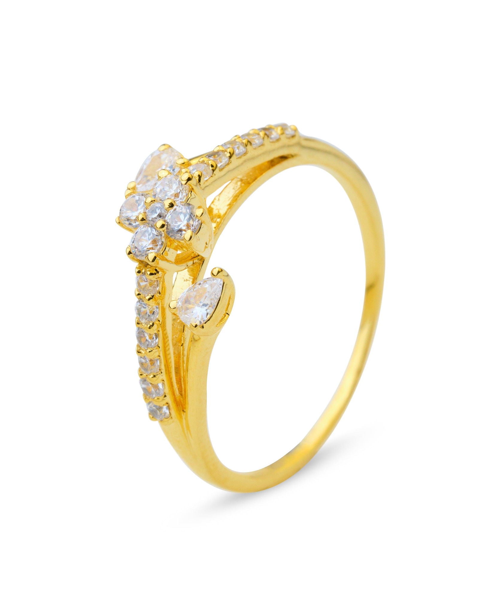 Flowery 18Kt Gold & Diamond Ring - Chandrani Pearls