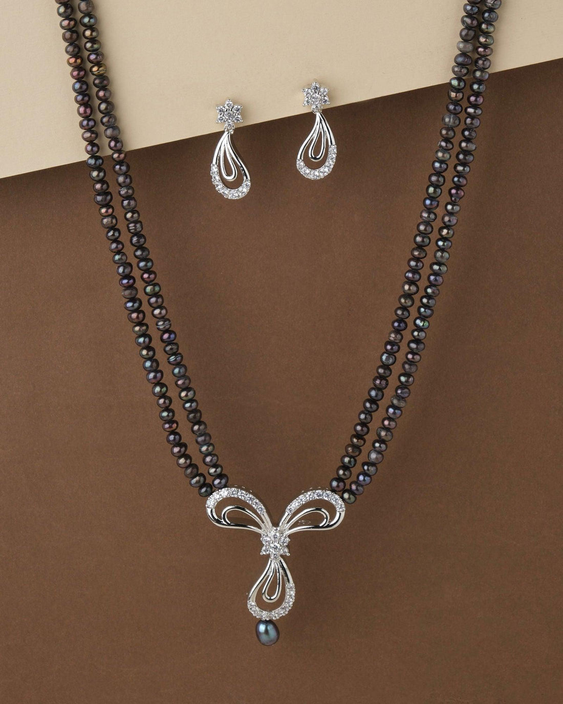 Friends Of Bride Black Pearl Necklace Set - Chandrani Pearls