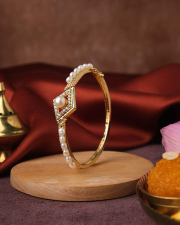 Georgia Trellis Pearl Bangle - Chandrani Pearls
