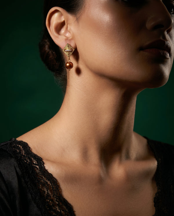 Gold plated pearl earring