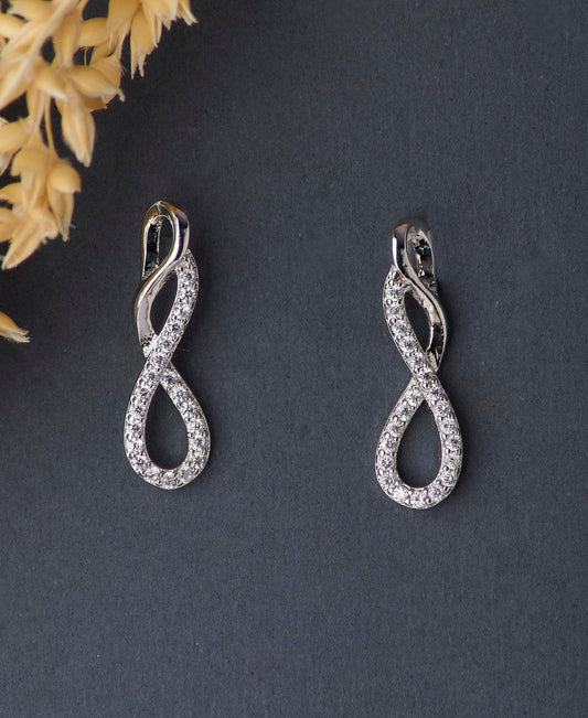 Graceful Silver hanging Earring - Chandrani Pearls