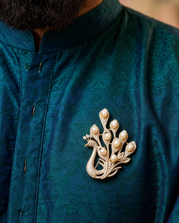 Gold-Plated Regal Peacock Brooch with Pearl Feather