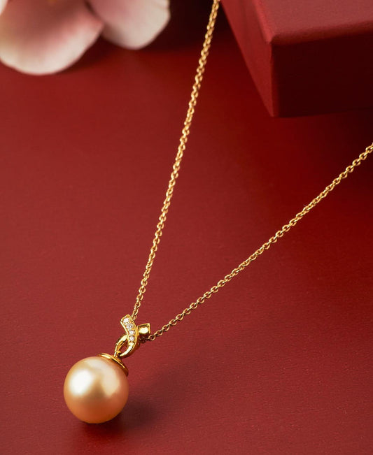 Knotted Grace 18Kt Gold Pendant - Chandrani Pearls