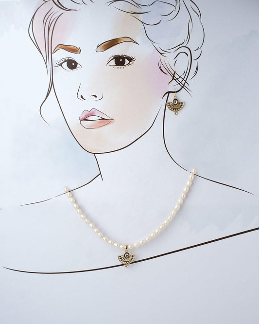 Lavish Luminary Pearl Necklace Set - Chandrani Pearls