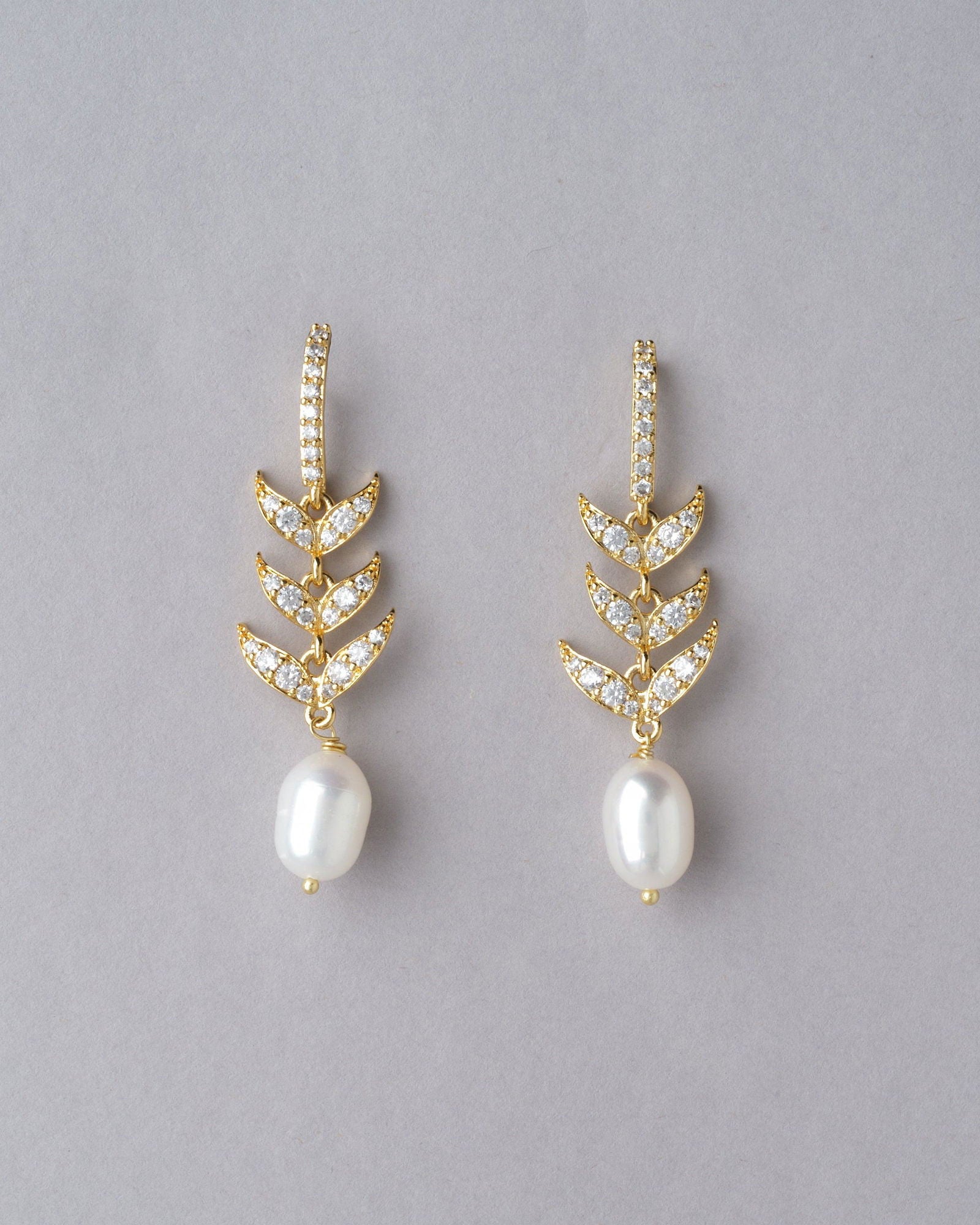 Leafy Stone Studded Hang Earring - Chandrani Pearls