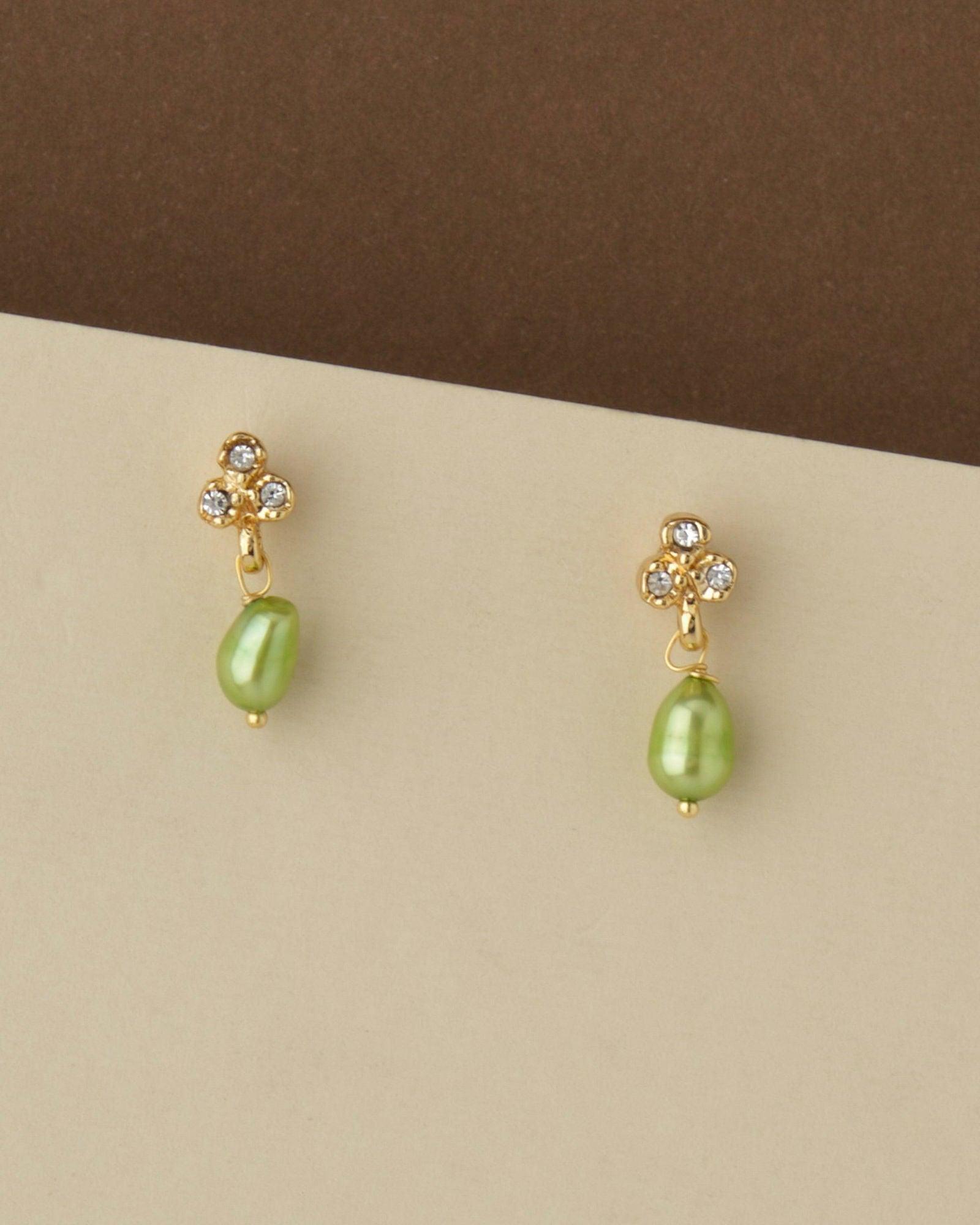 Little Pretty Hang Pearl Earring - Chandrani Pearls