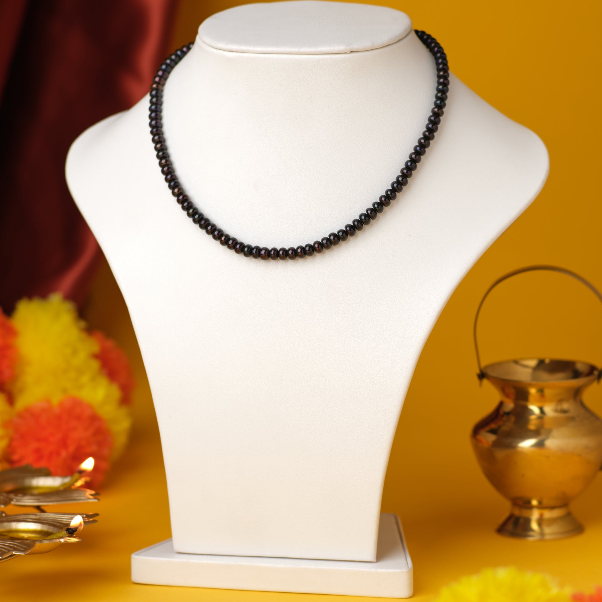Fine Black Pearl Necklace