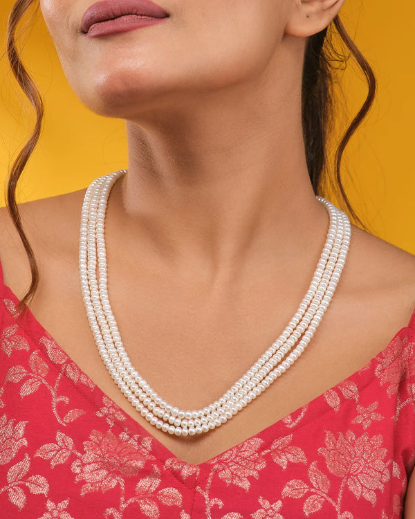Classic White Pearl Necklace