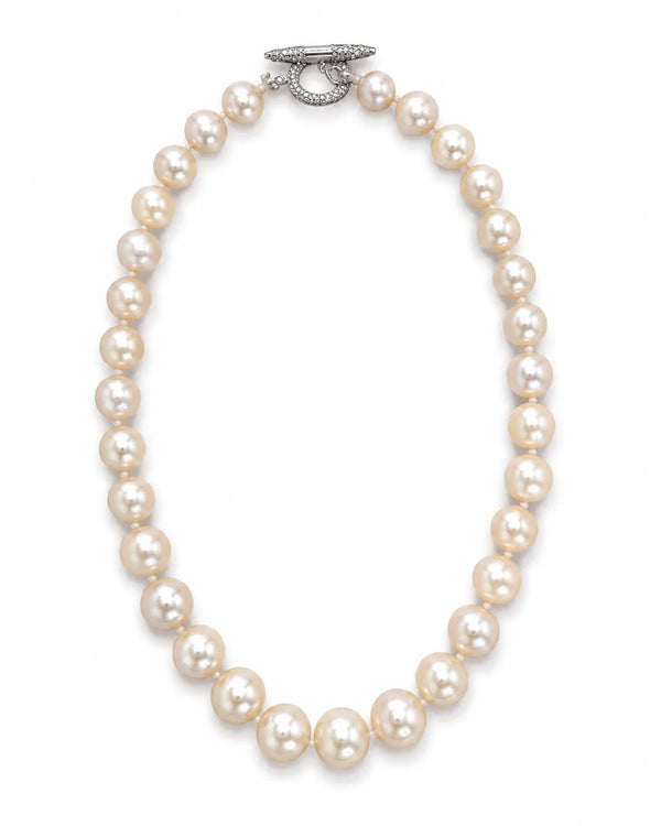 Lumiere Royale Premium Pearl Mala