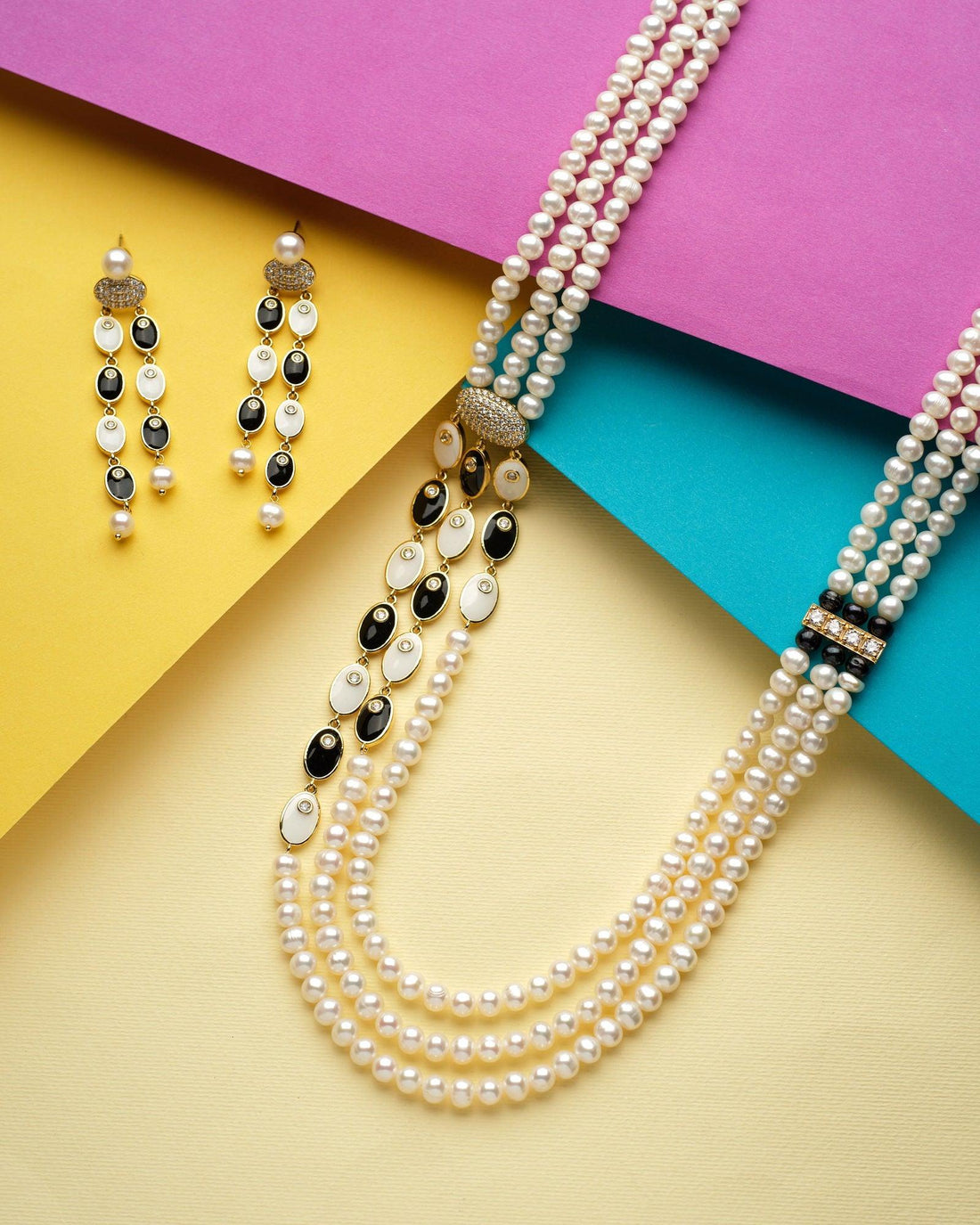 Masika Side Pendant & Pearl Necklace Set - Chandrani Pearls