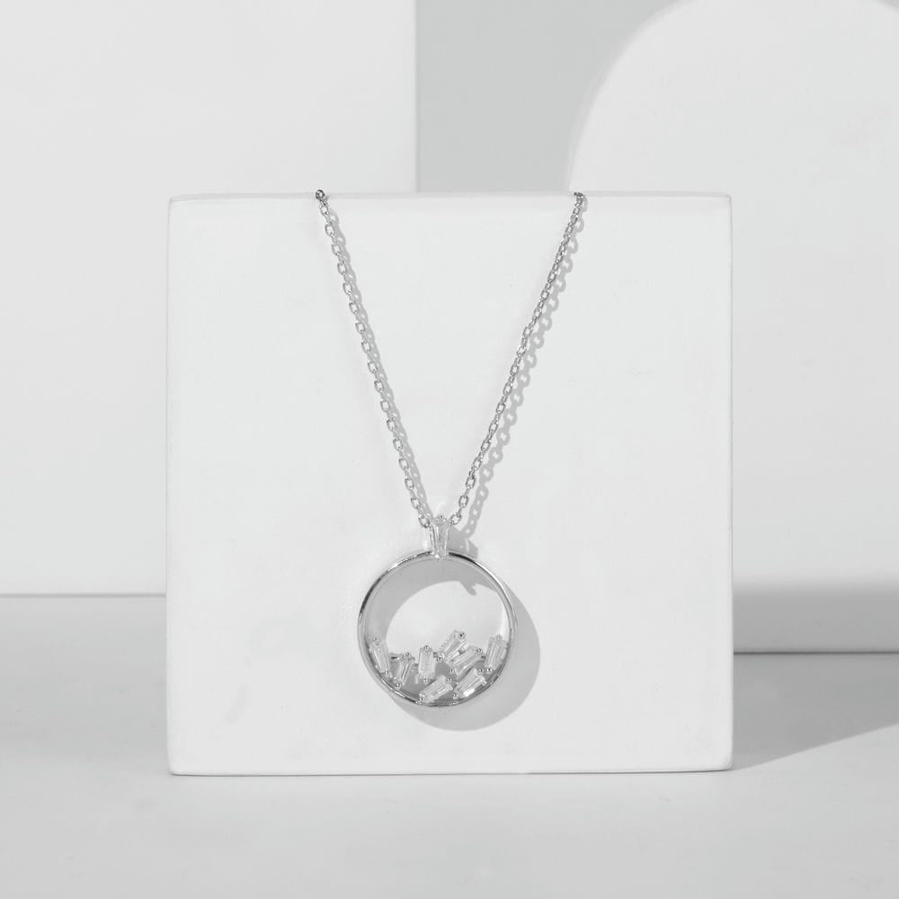 Minimalist Halo Pendant - Bold N' Italic