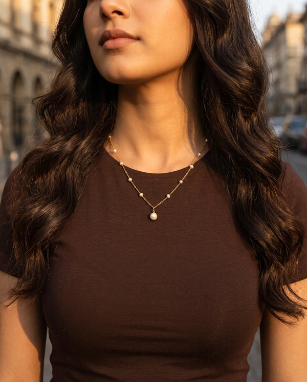Luminous Pearl Pendant Chain Necklace