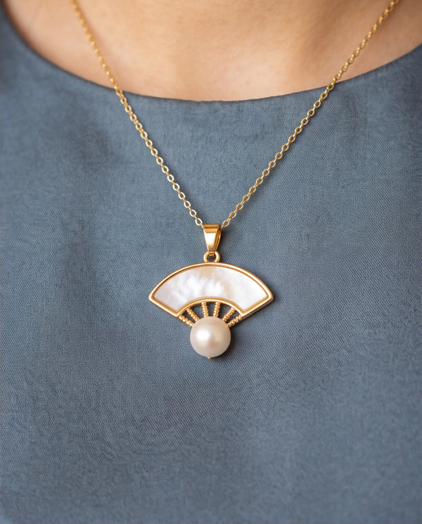 Gold-Toned Art Deco Fan Pendant Necklace with Pearl Drop