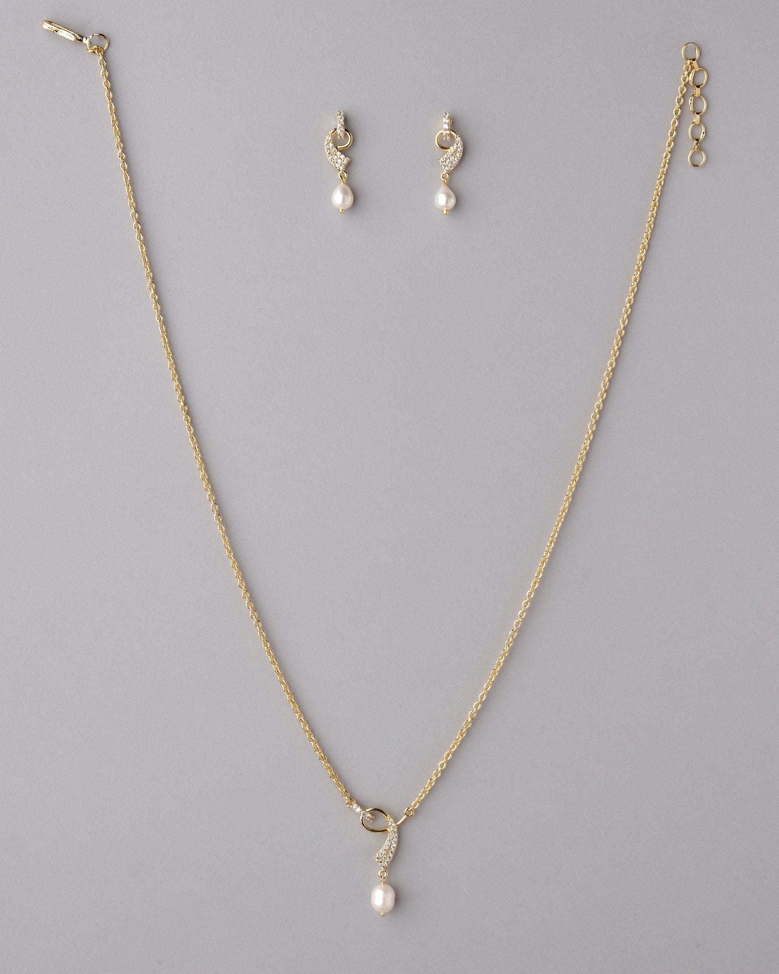 Pretty Chain Necklace Set - Chandrani Pearls